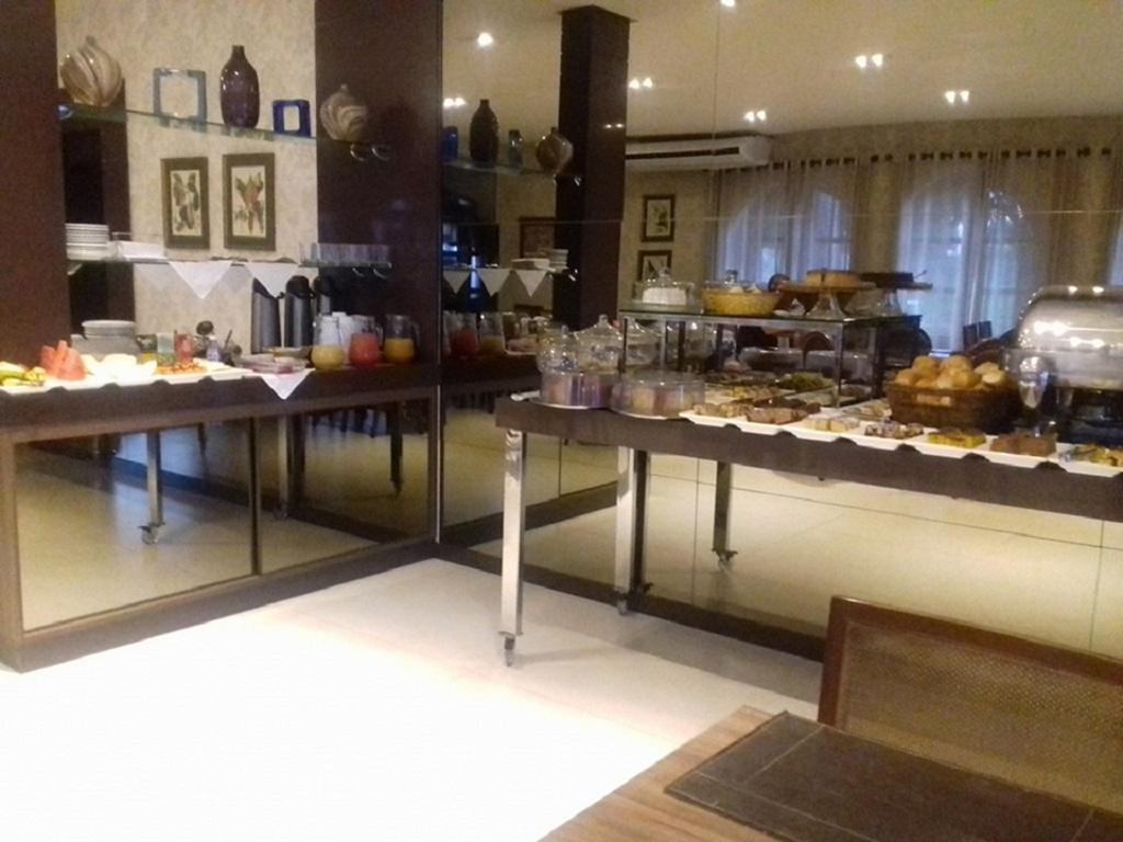Wembley Park Hotel Porangatu Экстерьер фото